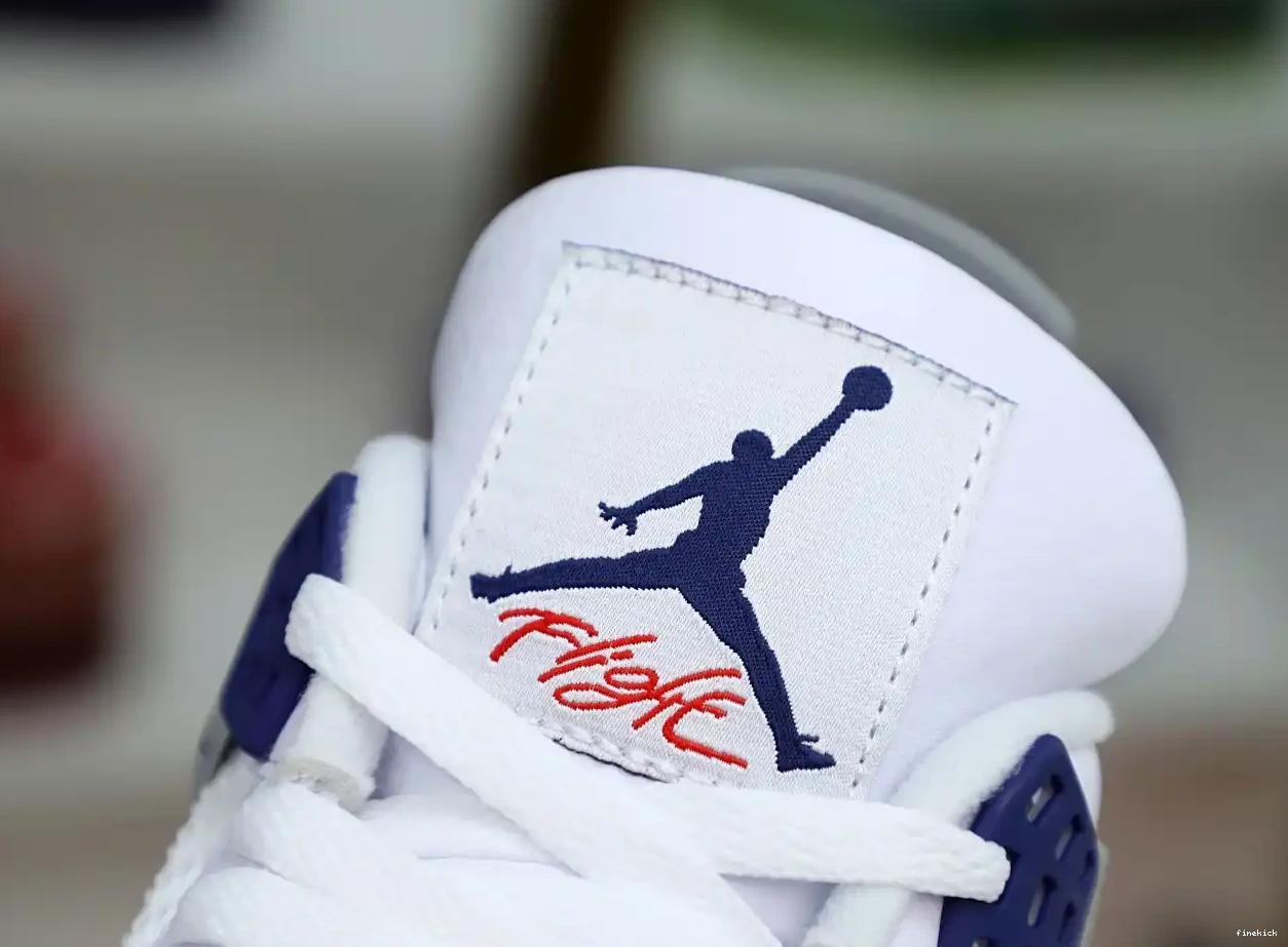 RETRO JORDAN AIR 4 DH6927-140 NAVY